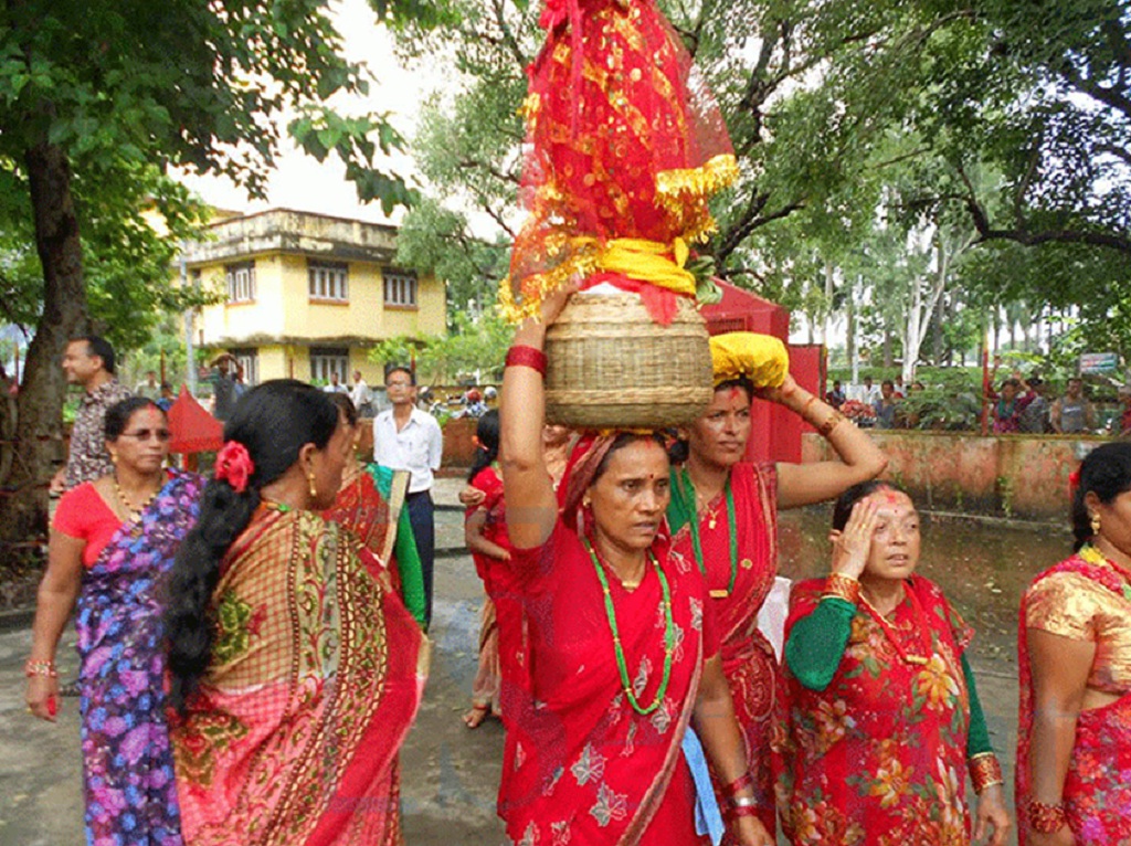 गौरा पर्वको चहलपहल